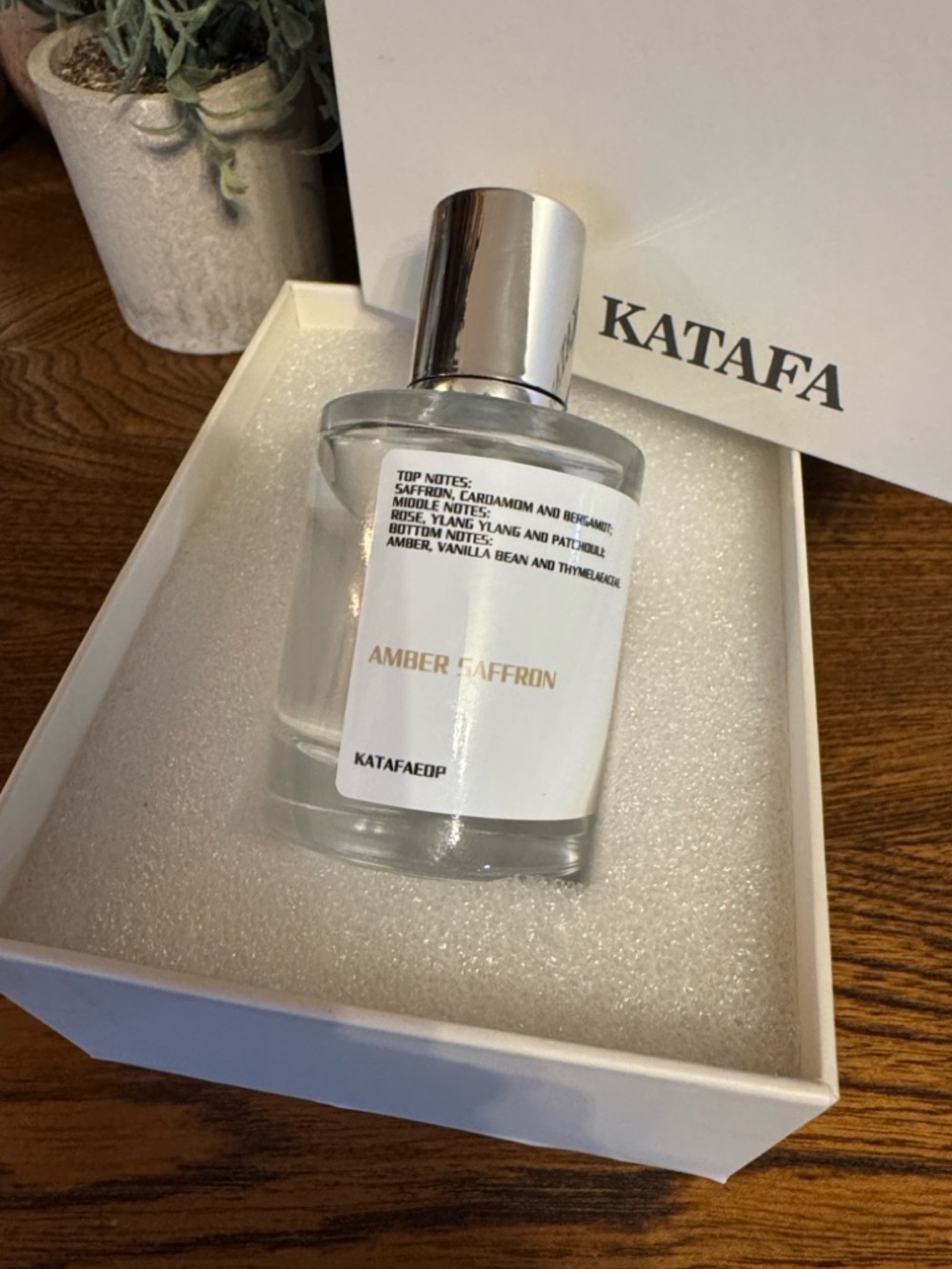 🆕 KATAFA 1.75oz Amber Saffron Essential Oils - Clear Glass Bottle with gift box